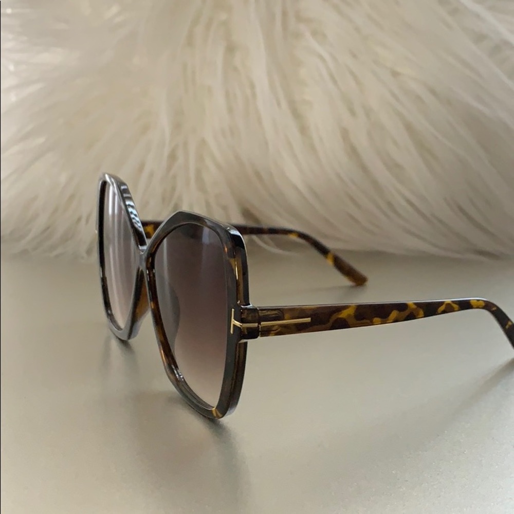 Sunglasses - Picture 2 of 2